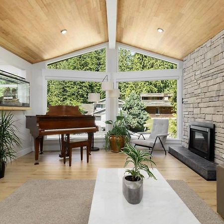 Beautiful Villa With Heated Pool Hot Tub By Forest North Vancouver Buitenkant foto