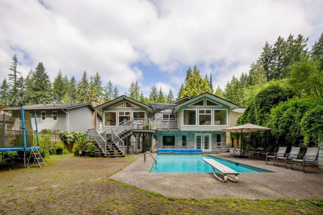 Beautiful Villa With Heated Pool Hot Tub By Forest North Vancouver Buitenkant foto